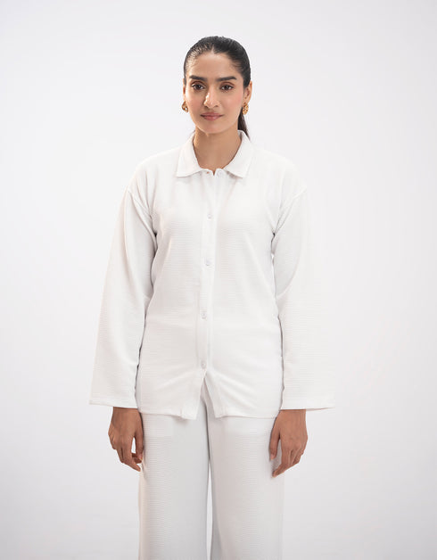 TEXTURED BUTTON DOWN SHIRT